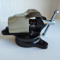 Tornillo mesa pequeño